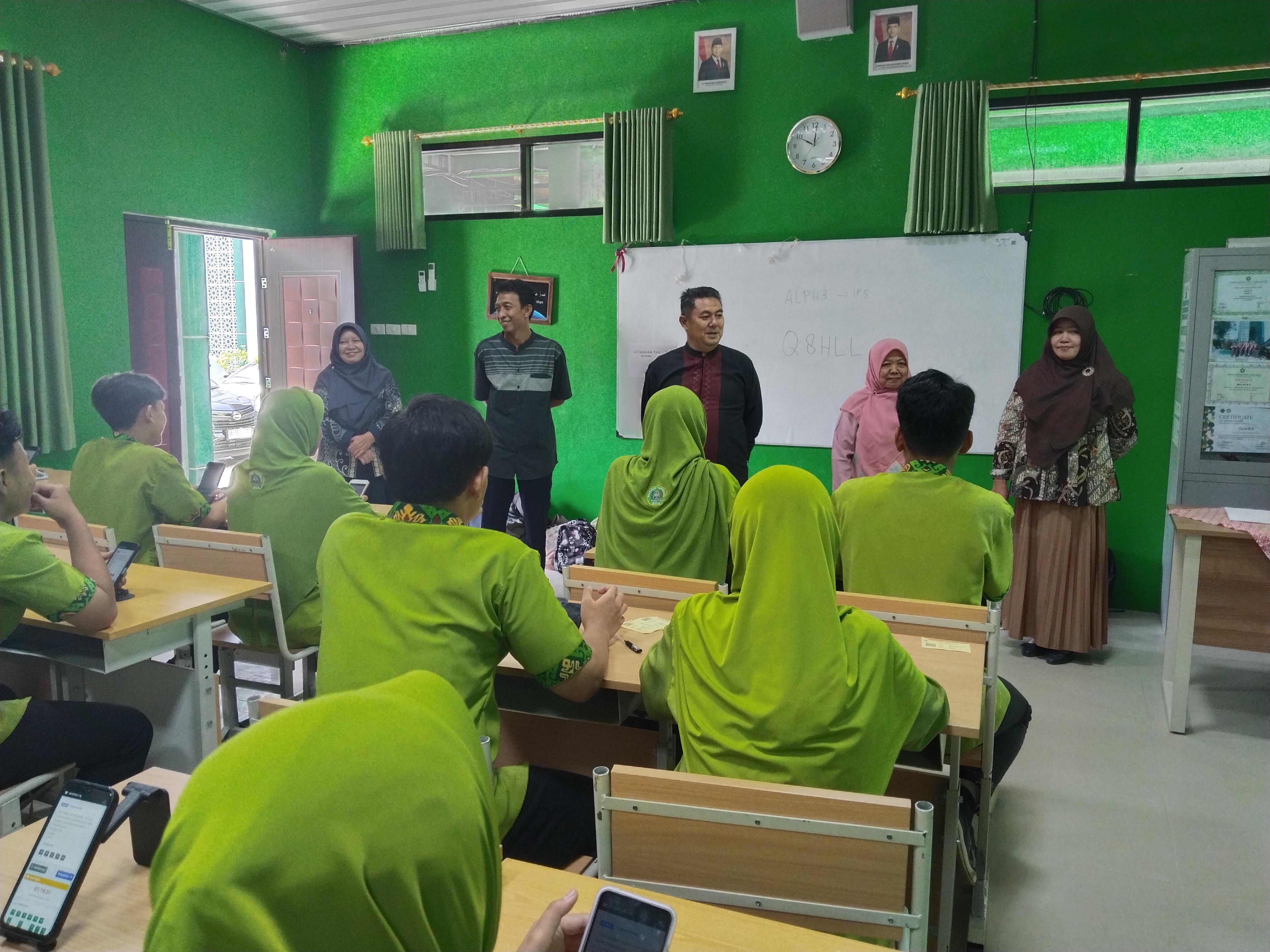 Kepala MTsN 1 Bandar Lampung Monitoring Pelaksanaan ASAS Hari Terakhir Tahun Ajaran 2025/2026