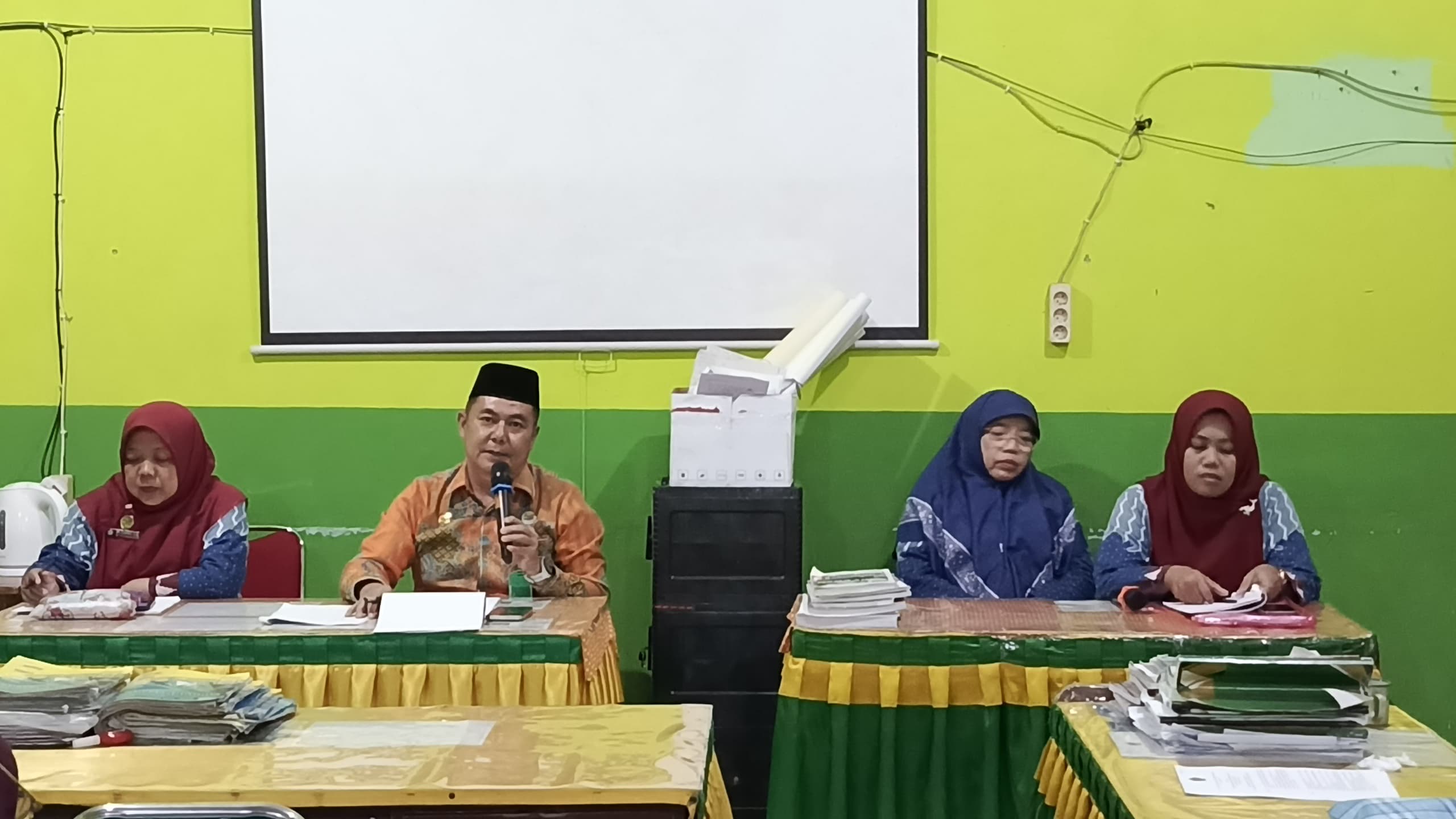 MTs N 1 Bandar Lampung Gelar Rapat Koordinasi Program dan Persiapan Ujian Madrasah