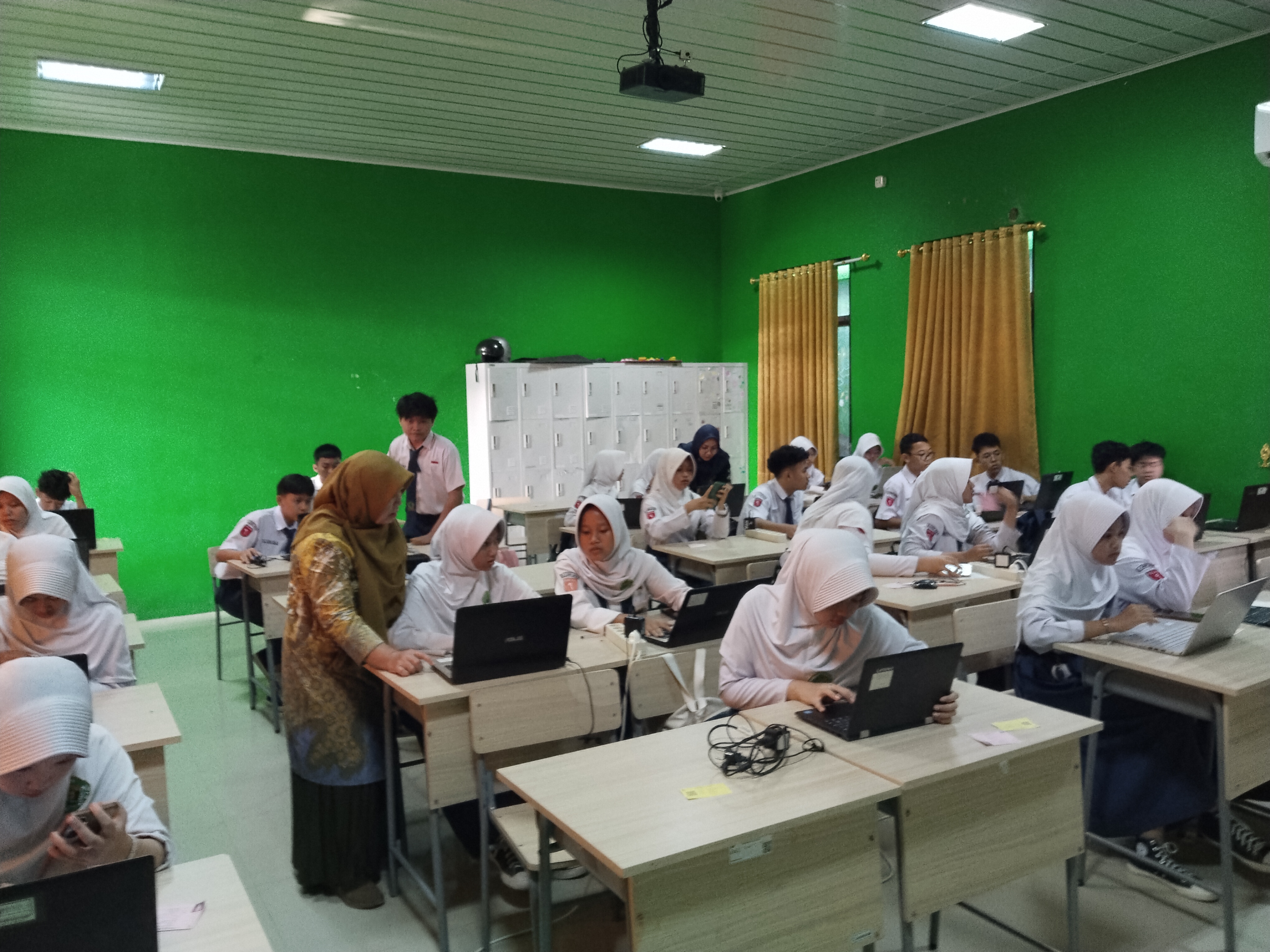 MTsN 1 Bandar Lampung Gelar Simulasi Tes Kemampuan Akademik (TKA) bagi Siswa Kelas IX