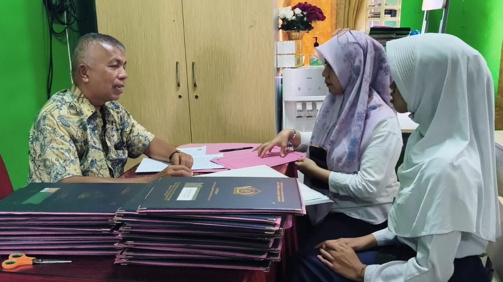 MTsN 1 Bandar Lampung Sukses Laksanakan Pembagian Raport dan SKL Kelas IX Tahun Ajaran 2025/2026