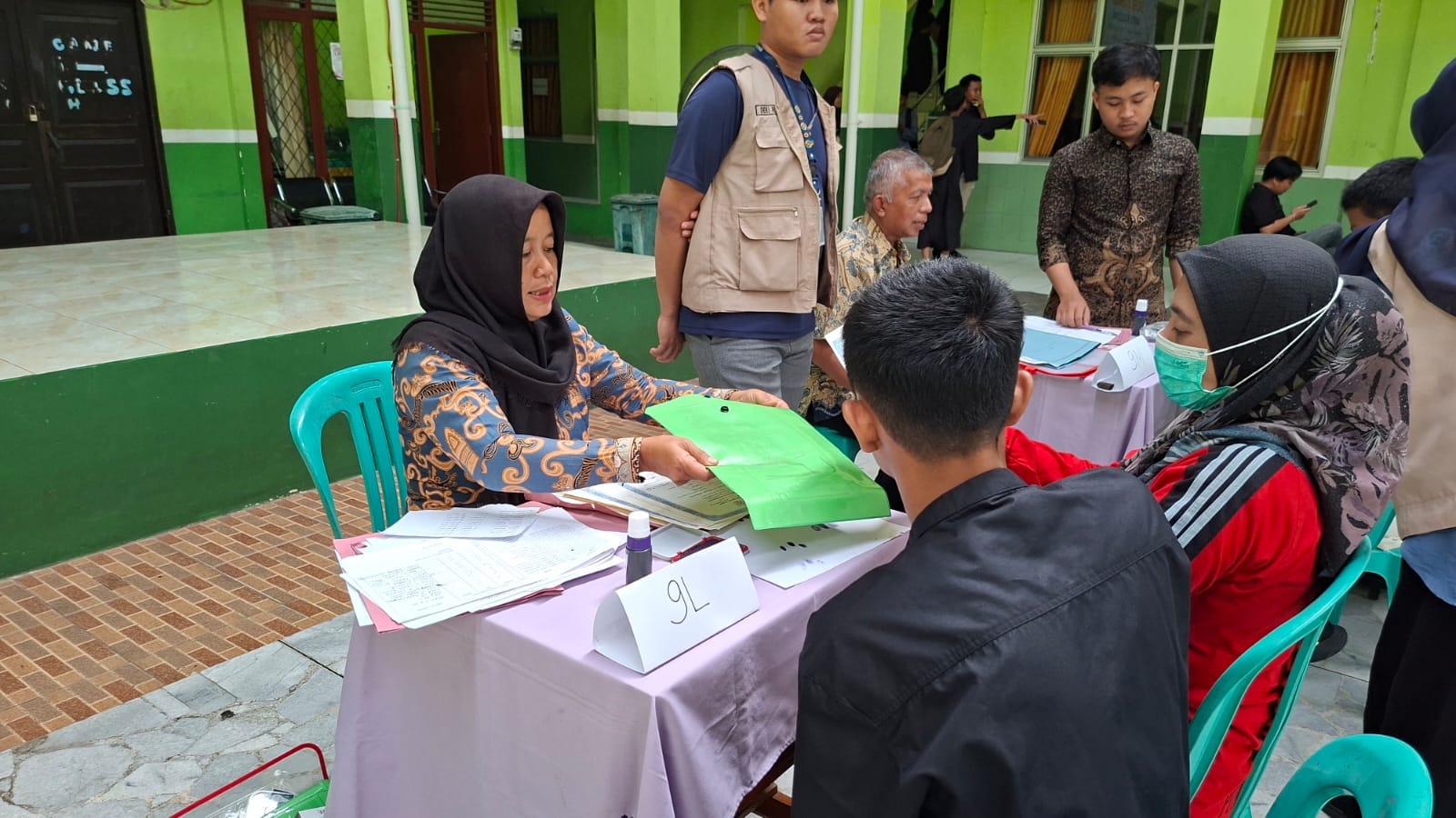 MTsN 1 Bandar Lampung Gelar Pembagian Ijazah Kelas 9 Tahun Ajaran 2025/2026