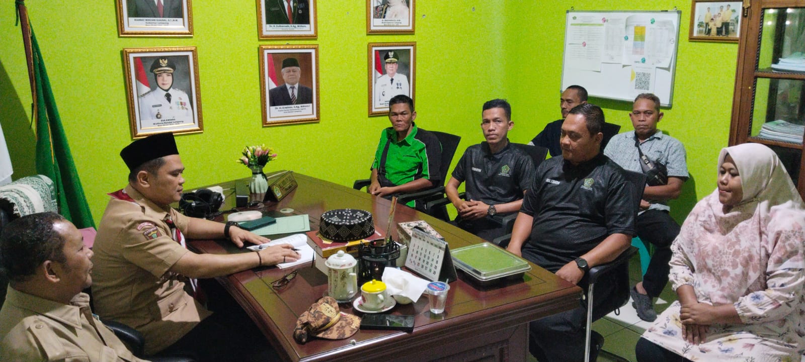 Pembinaan Petugas Kebersihan dan Keamanan MTs N 1 Bandar Lampung